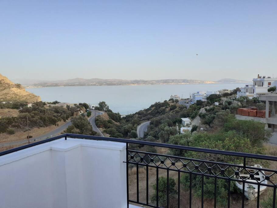 Το Σπίτι Που Σε Ταξιδεύει Villa Agia Galini  Exterior photo