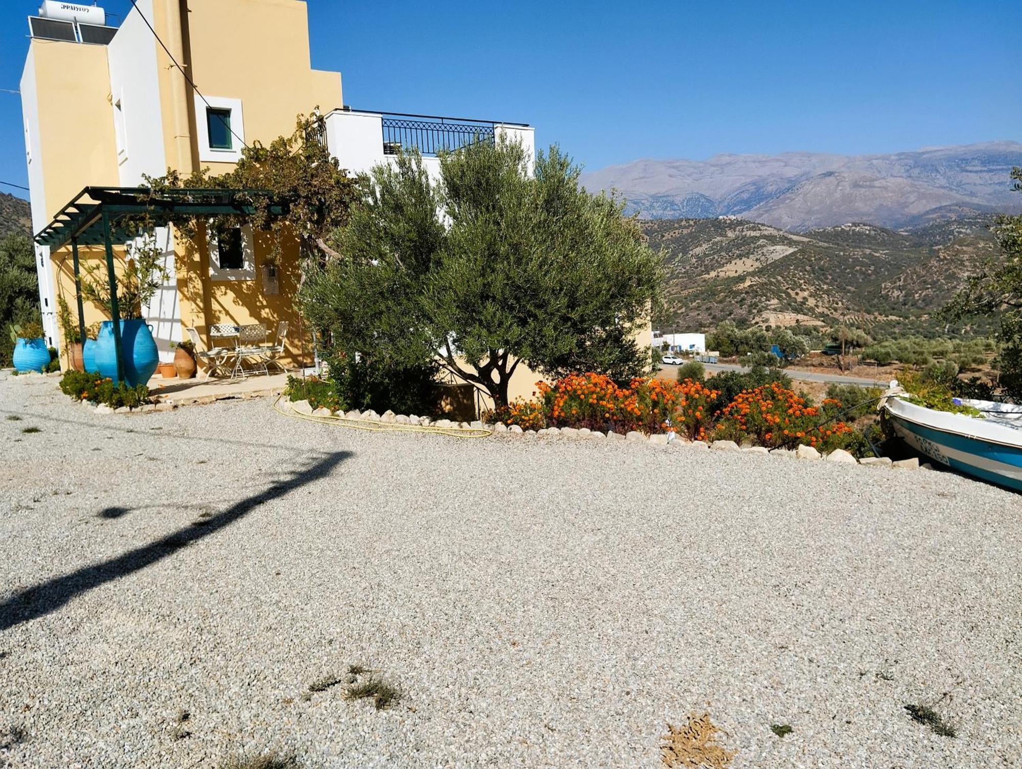 Το Σπίτι Που Σε Ταξιδεύει Villa Agia Galini  Exterior photo